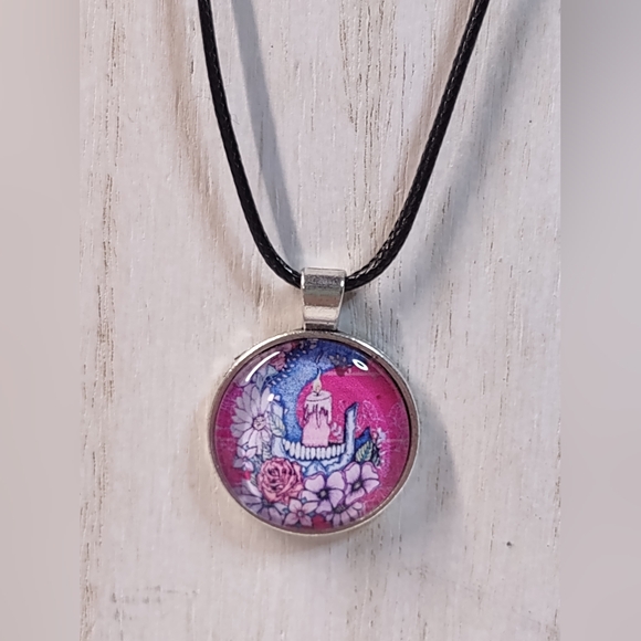 Handmade Resin Pendant Necklace - Picture 7 of 8